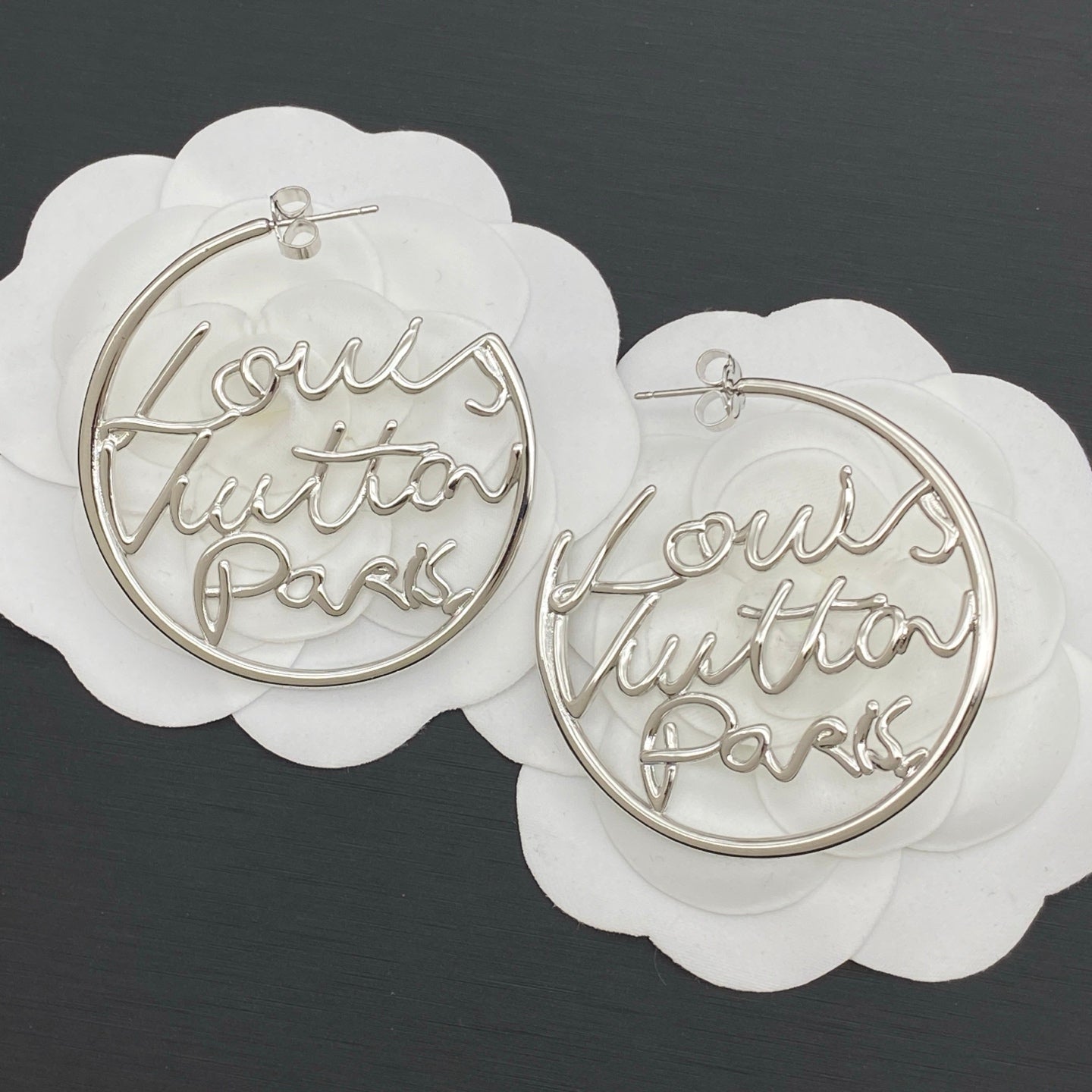 X1Z95E36E Popular Earrings