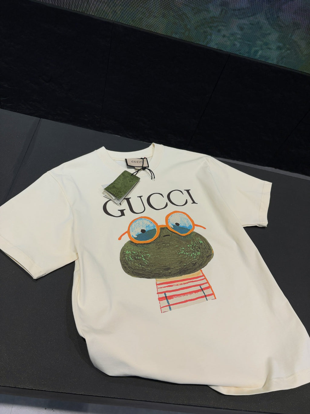 U1R76B48 Popular T-shirts