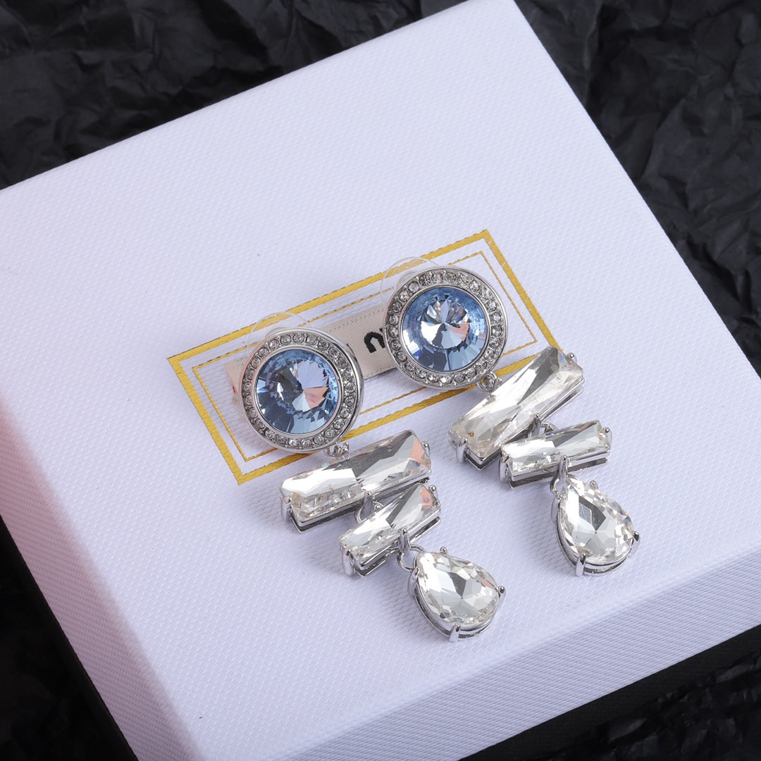 X1Z64A592E Popular  Earrings