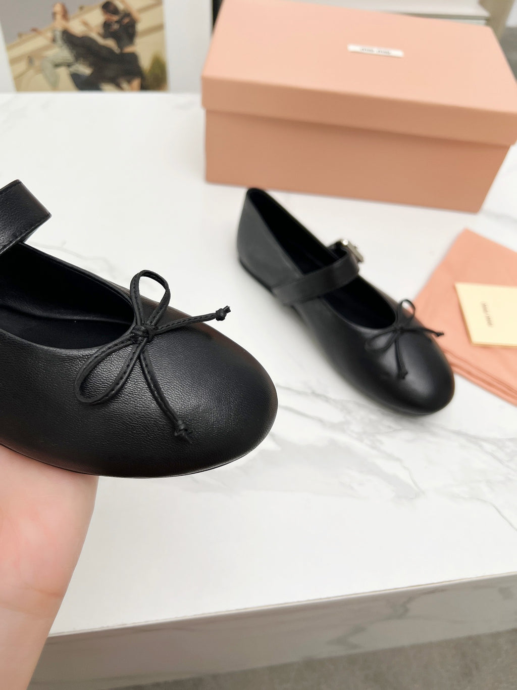 Z2Q95A90 Popular high-quality leather shoes
