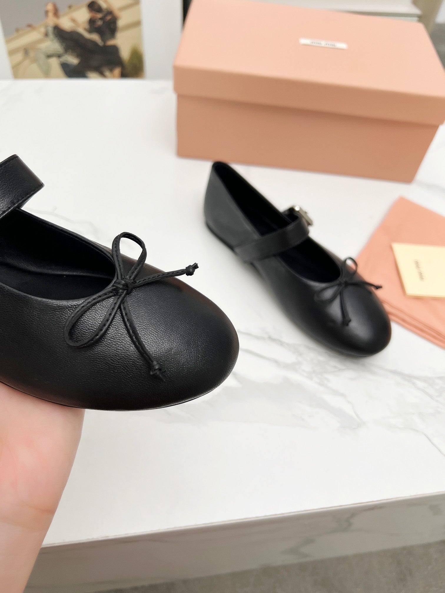 Z2Q95A90 Popular high-quality leather shoes