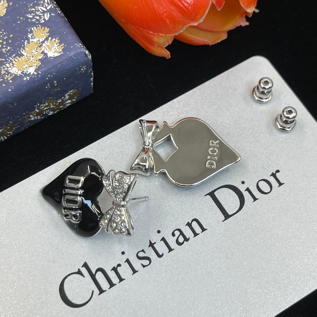 X1Z94D772E Popular  Earrings