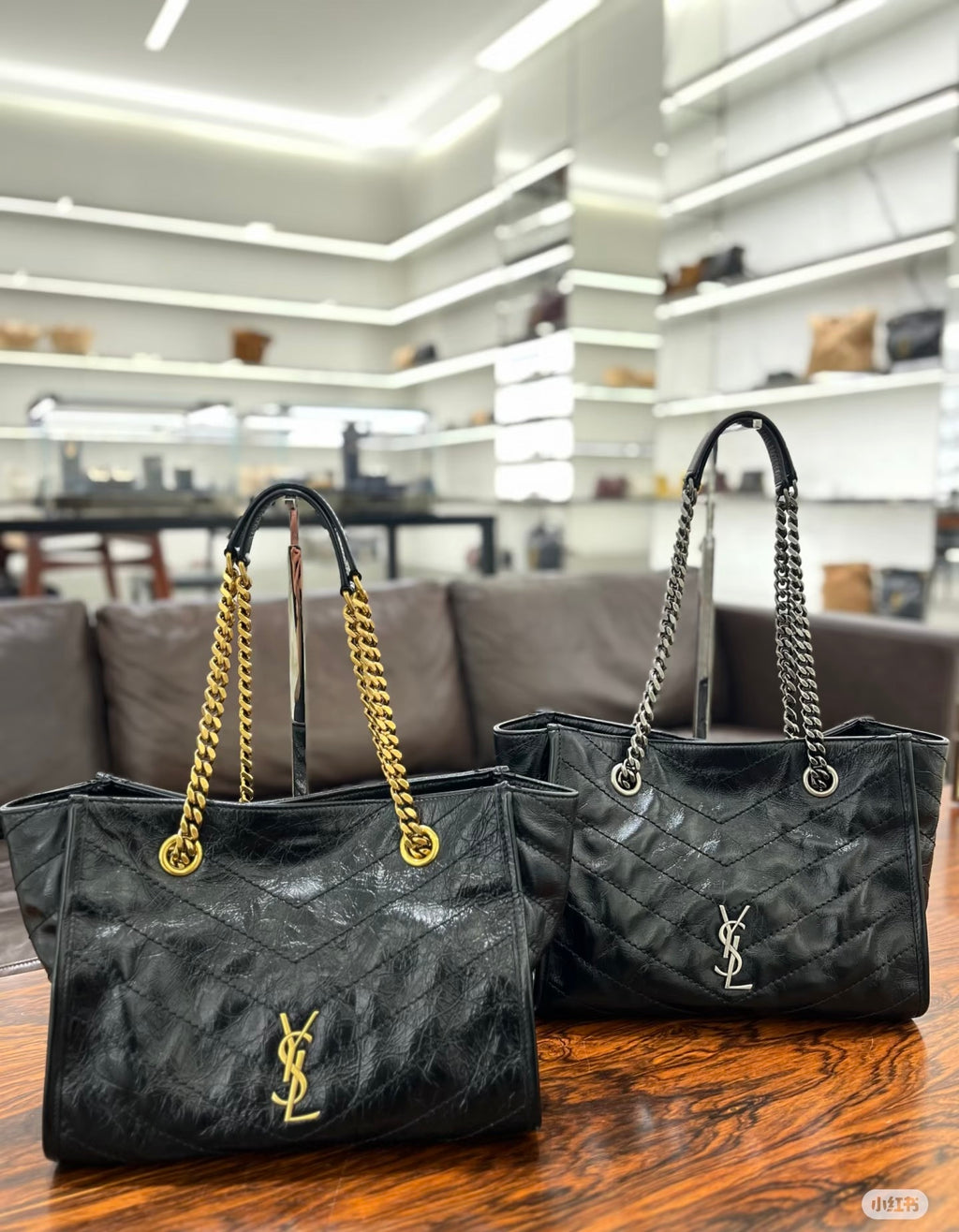 B1R76SL19 Popular leather bag