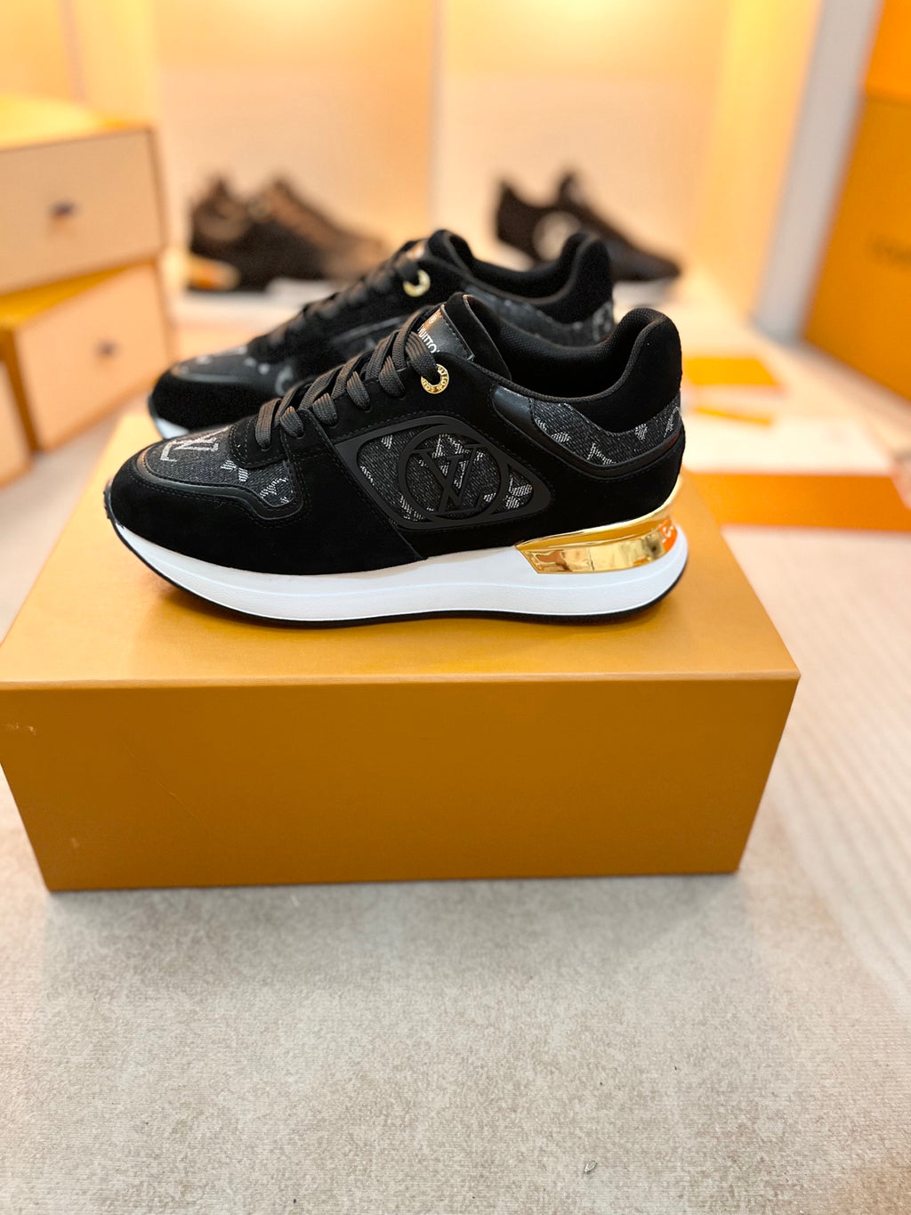 Z2P36E58 Popular high-quality leather Shoes