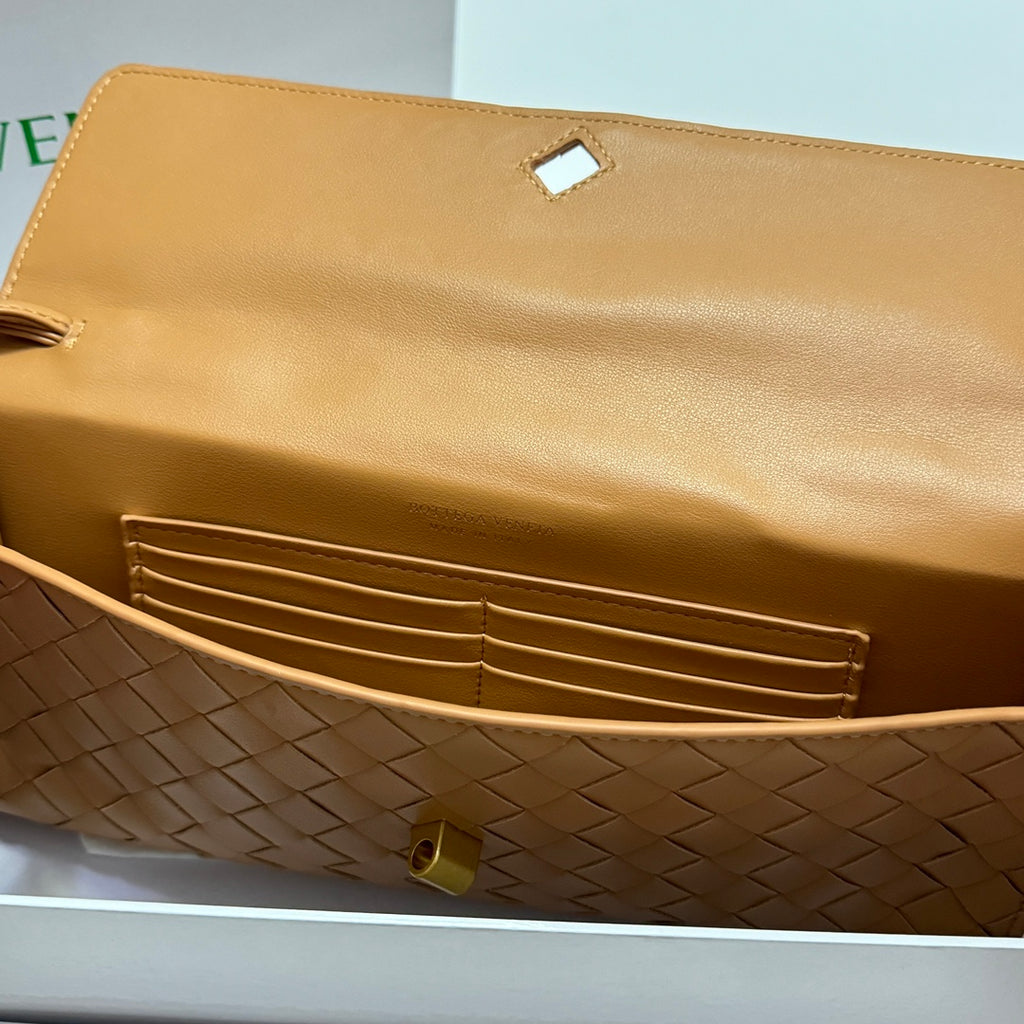 B1X44A380 Popular  leather bag 