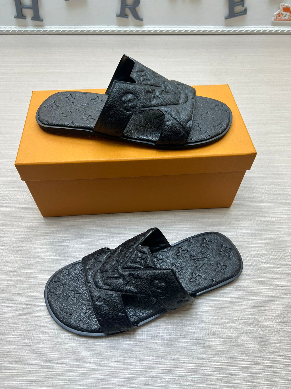 Z5ZE34 Popular slippers