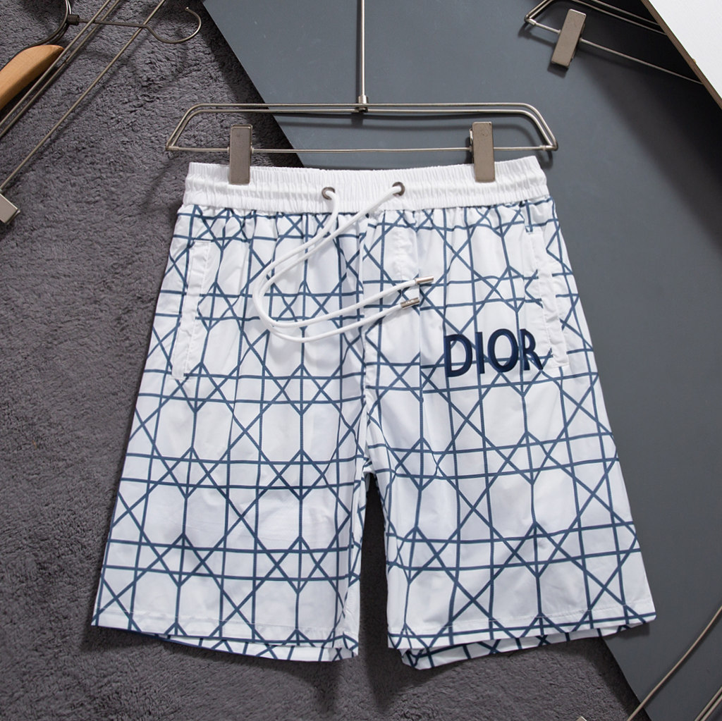 U1N36D24 Popular shorts