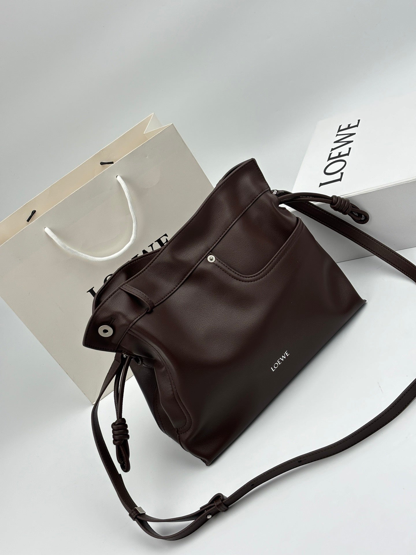 B1P36A47 Popular leather bag