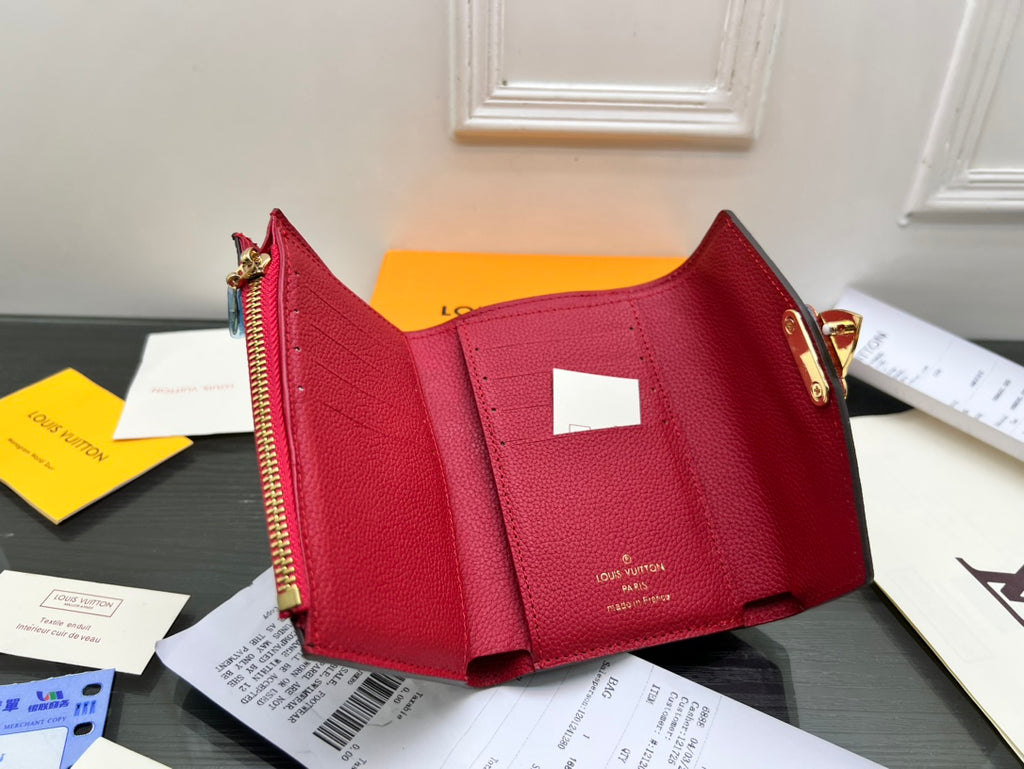 B1N55E43 Popular  leather wallets