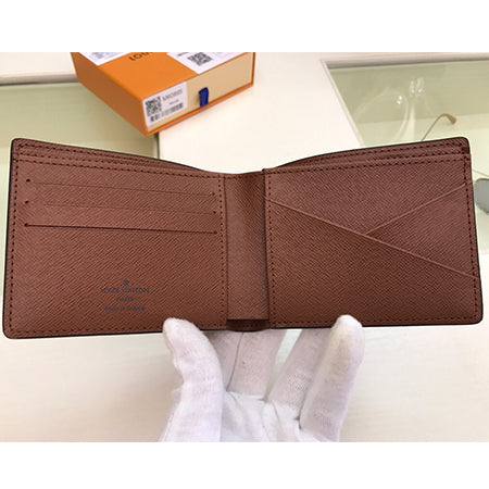 B1P70E15 Popular leather wallets