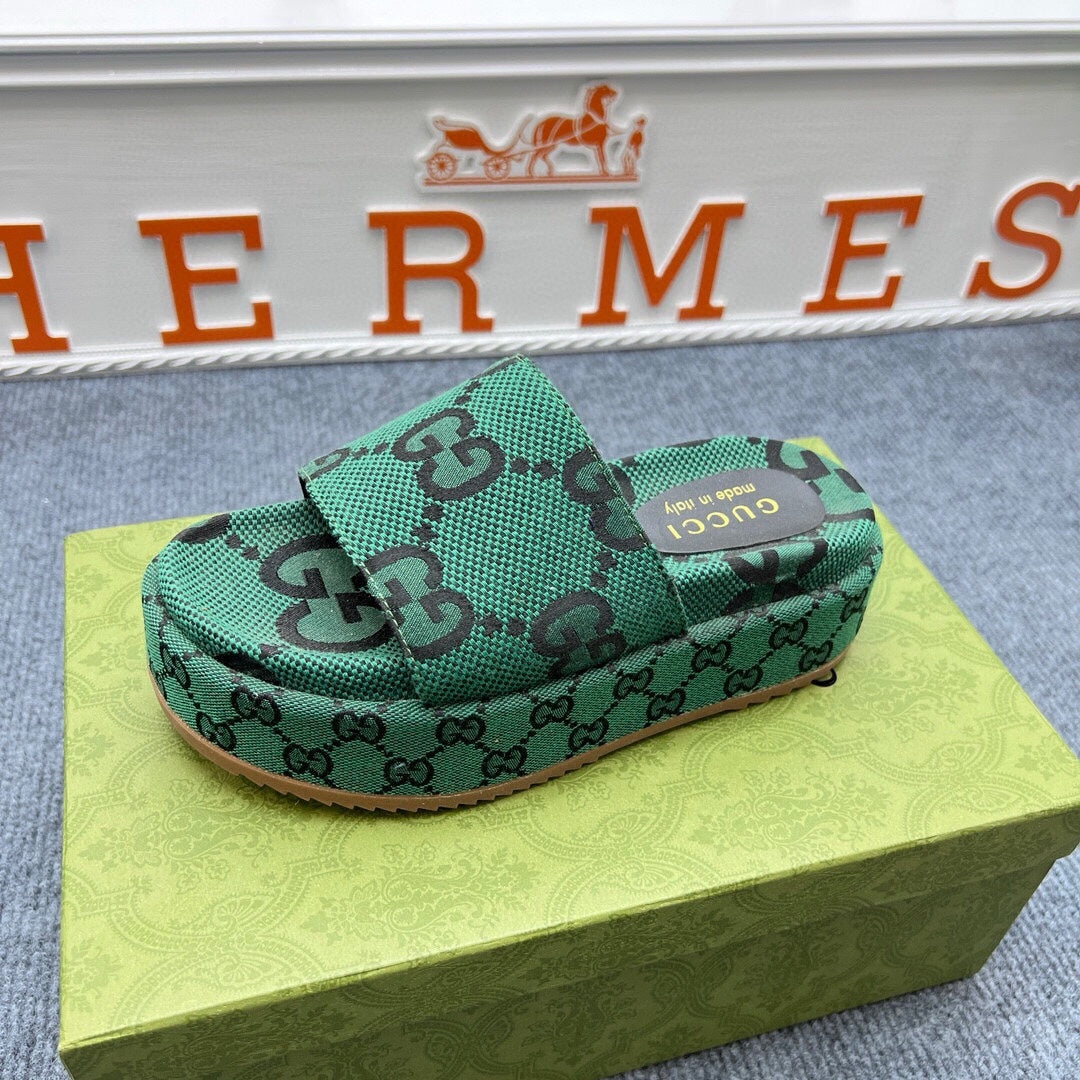 Z5ZB122 Popular slippers  Sole thickness 5.5cm