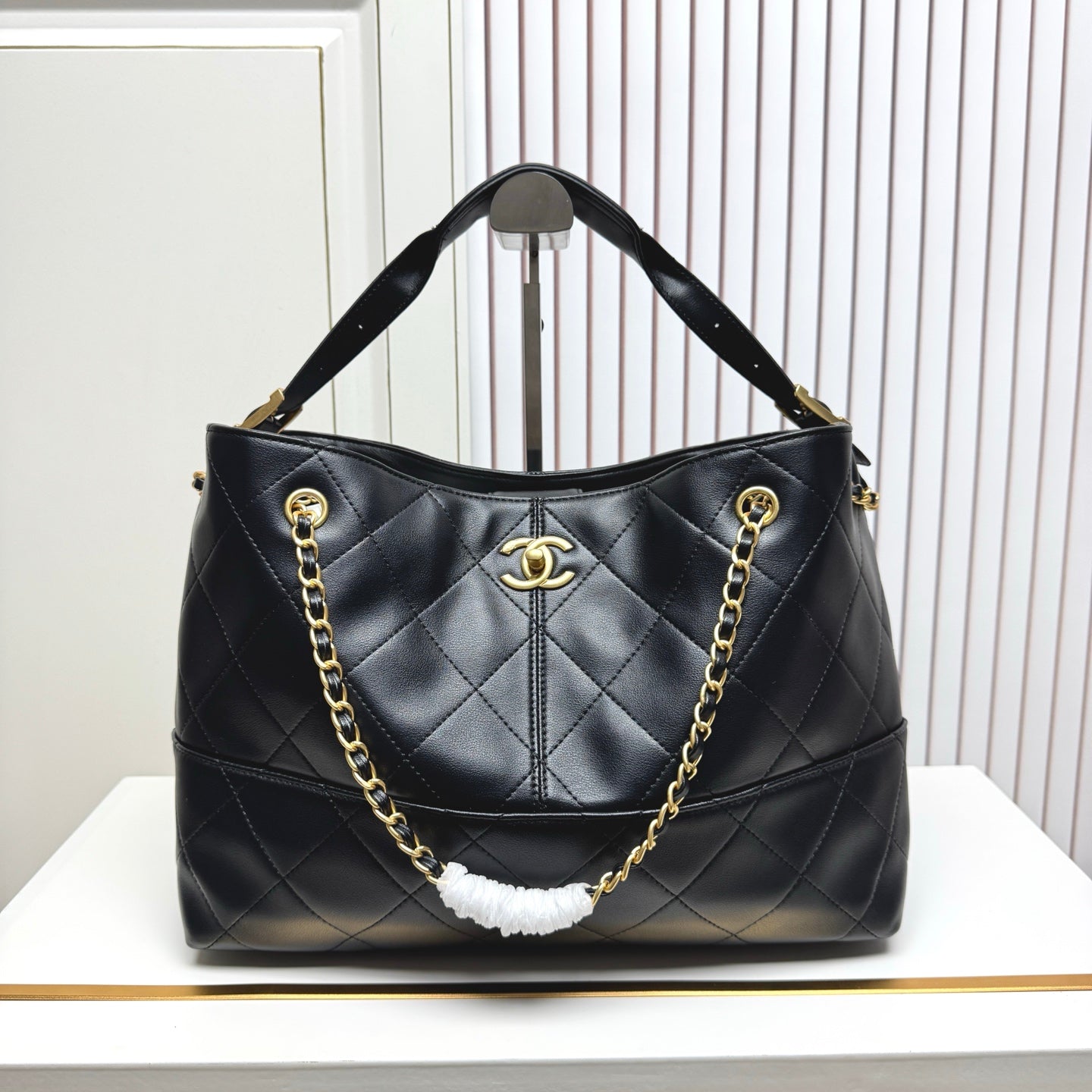 B1P46C18 Popular leather bag