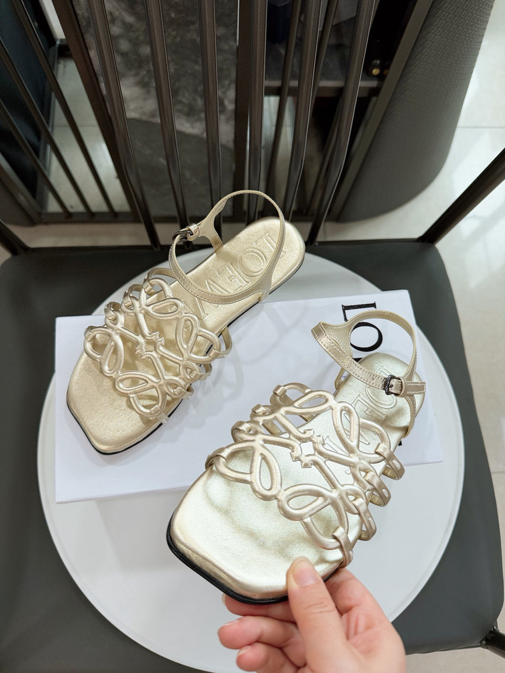 Z2R76A11 Popular high-quality  leather shoes