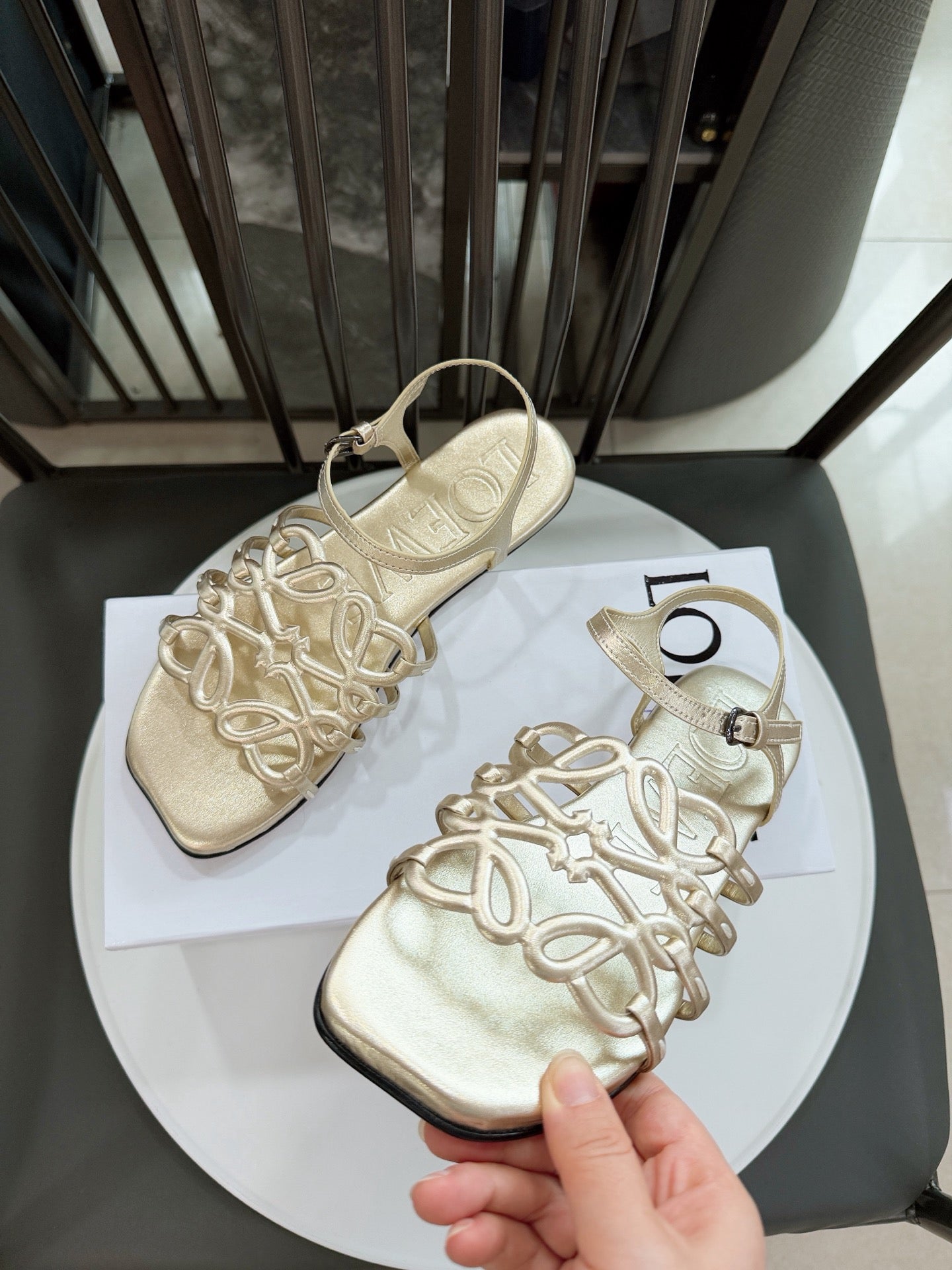 Z2R76A11 Popular high-quality  leather shoes