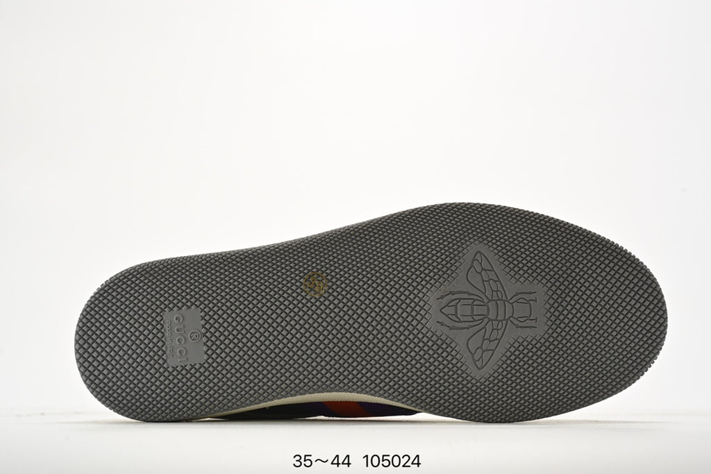 Z4YB59 Popular Sneakers