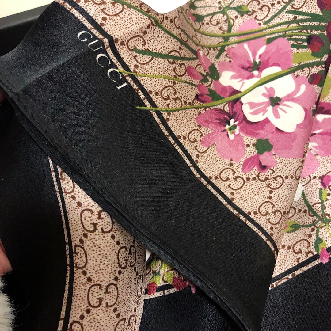 W1N55B28 Popular Silk Scarve