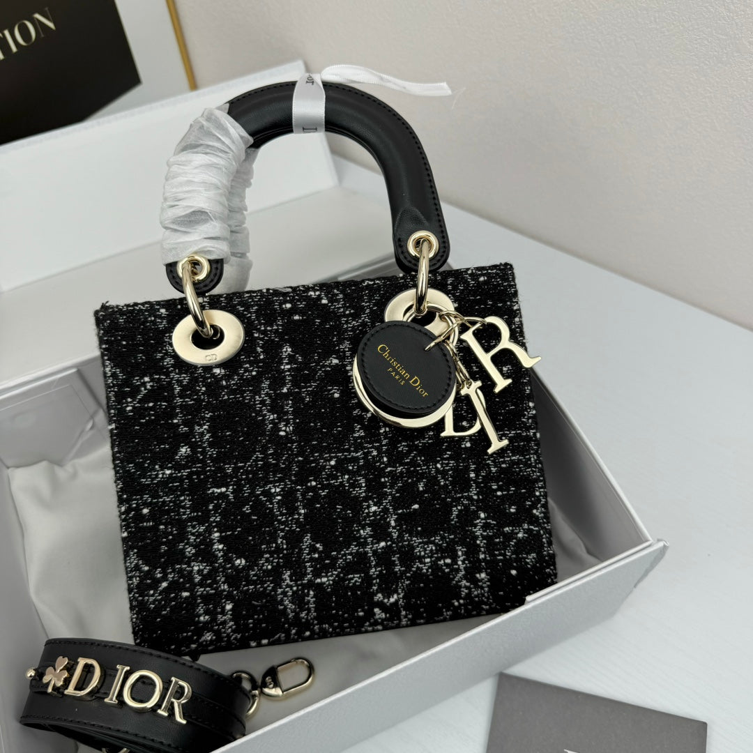 B1N36D25 Popular  Purse bag