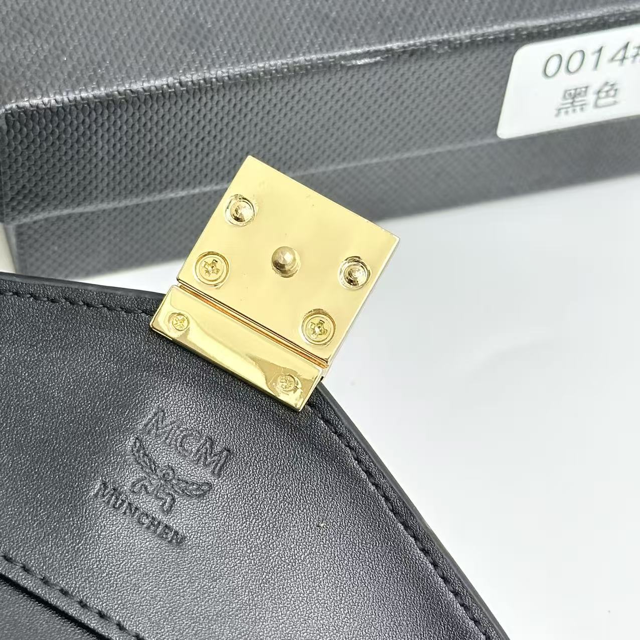 B1N36M13 Popular leather  Wallets