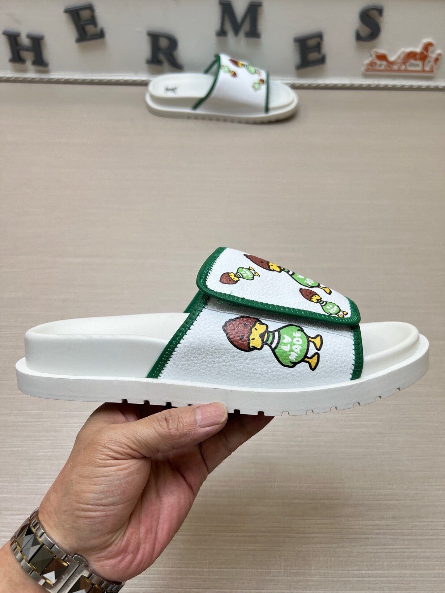 Z5WE248 Popular Slippers