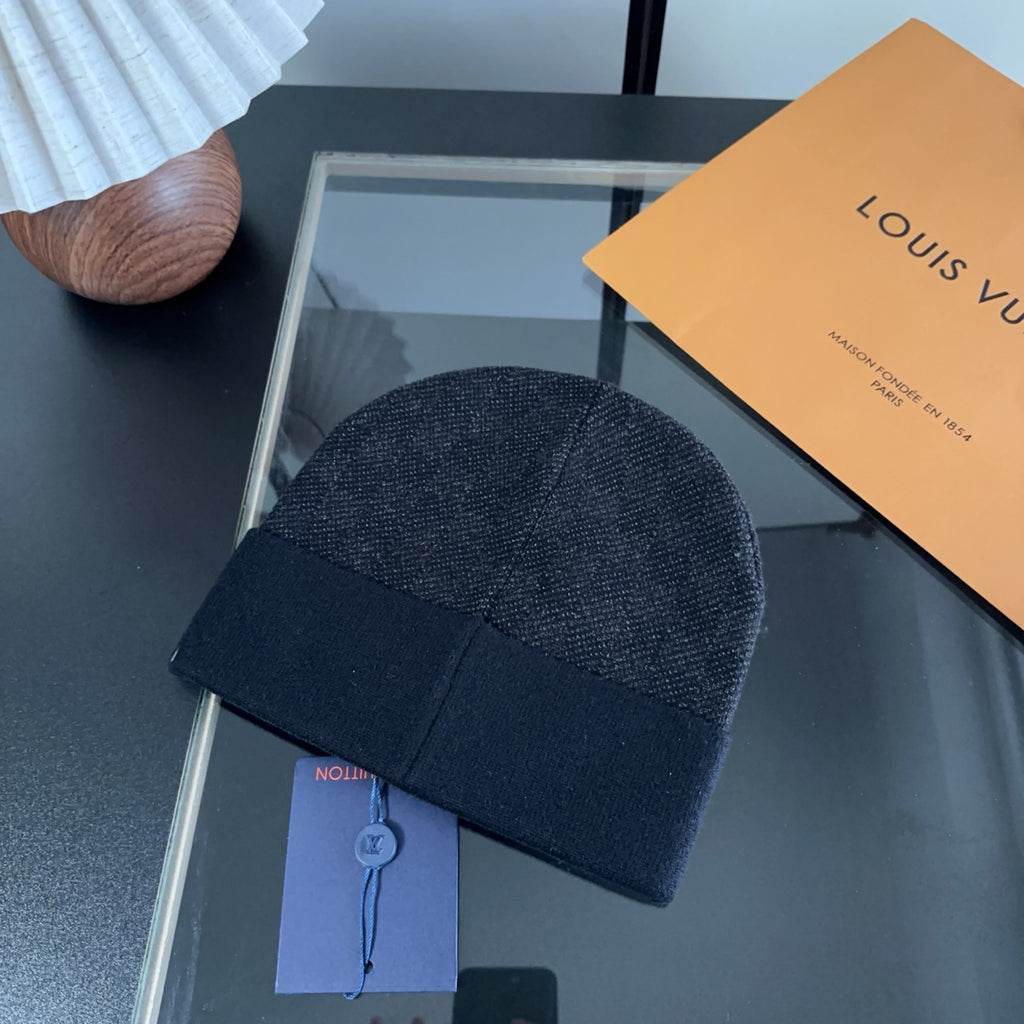 M1R86E18 Popular hats