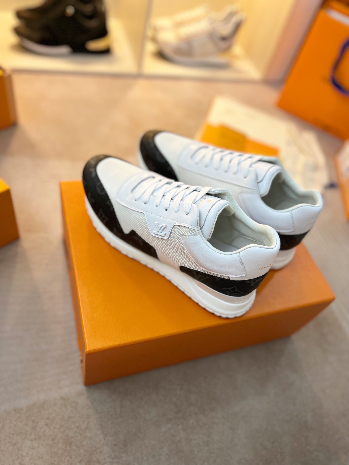 Z2Q95E104 Popular high-quality  shoes