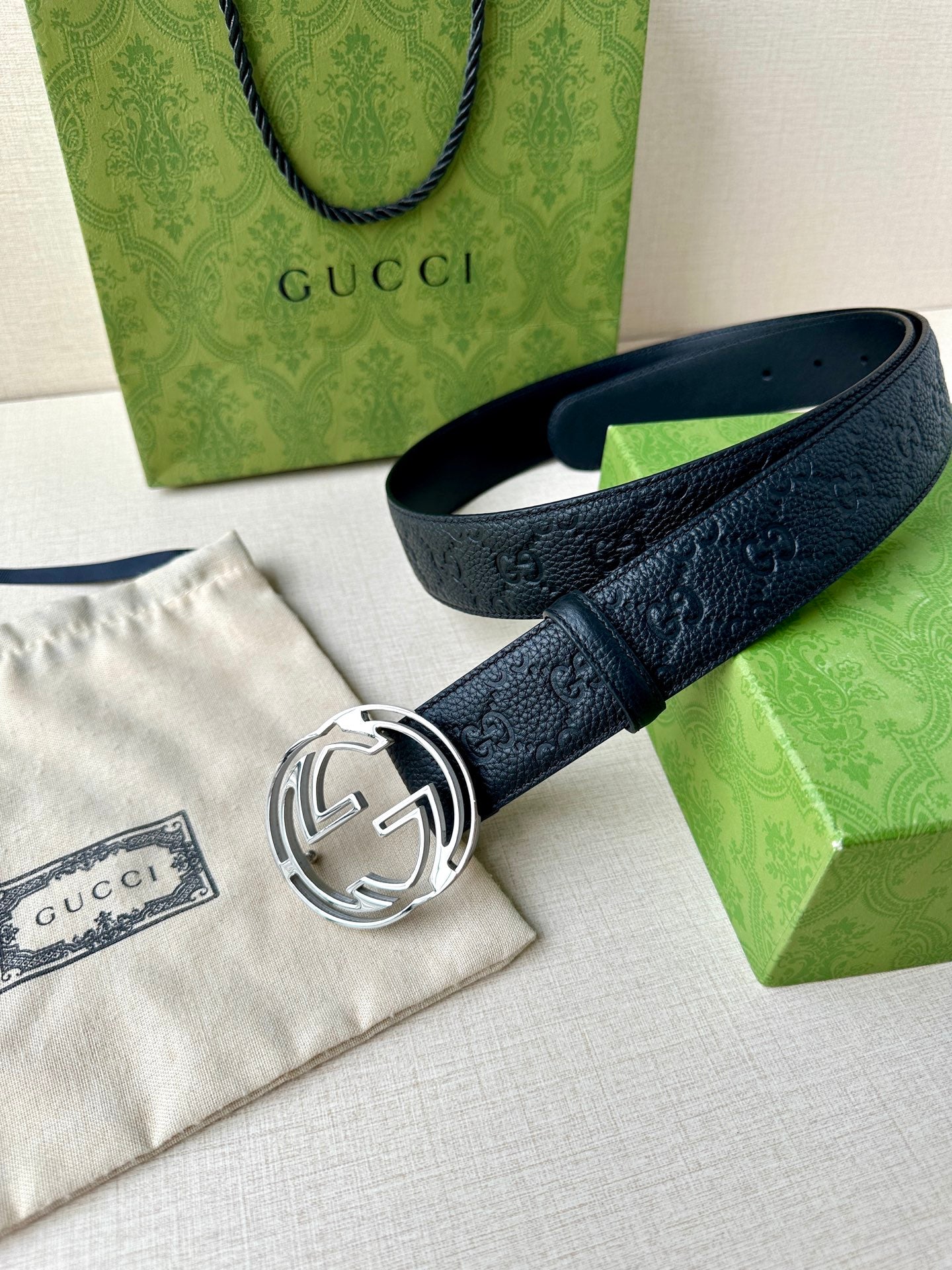 P1R55B209 Popular  High quality belt With full package
