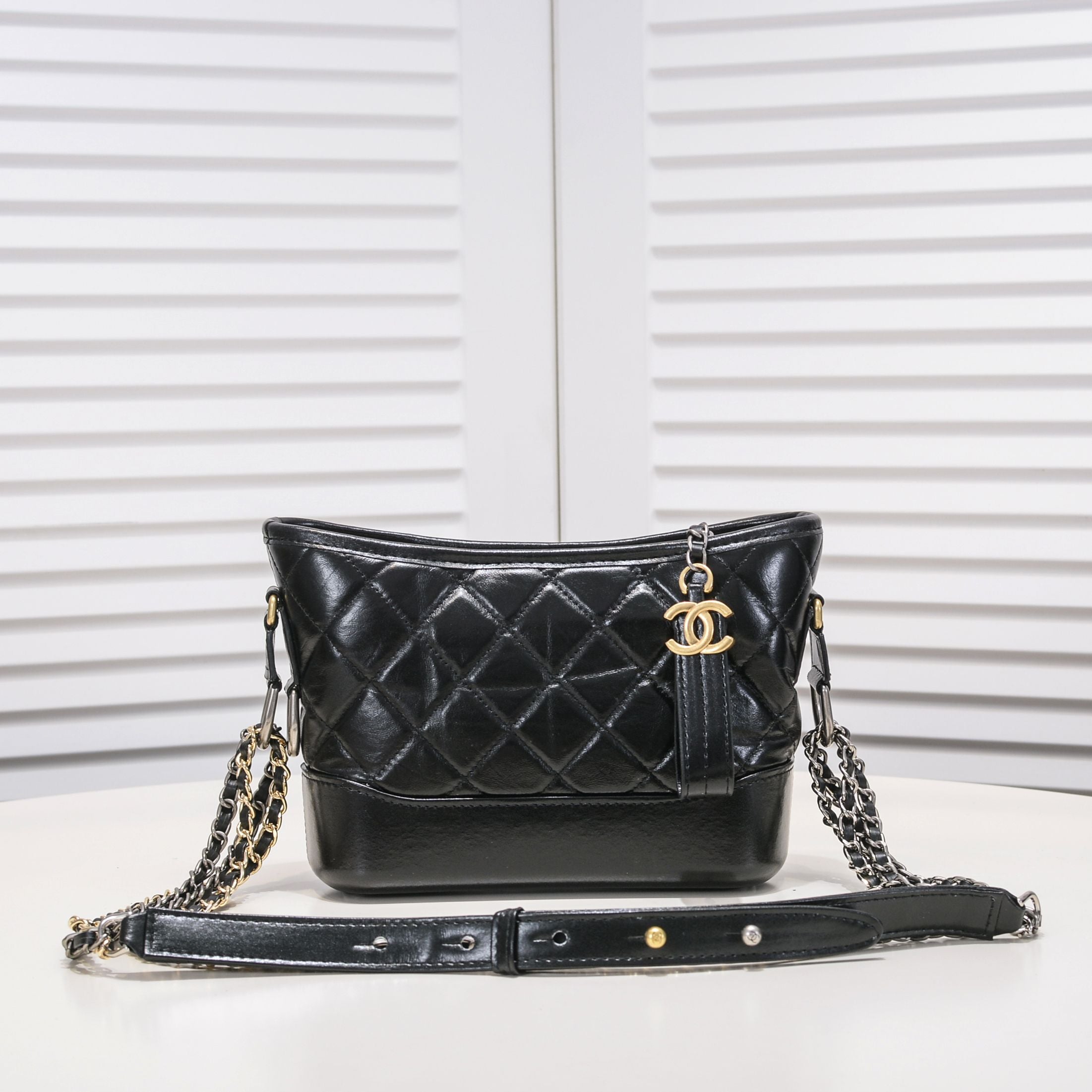 B1X34C261 Popular   leather bag 