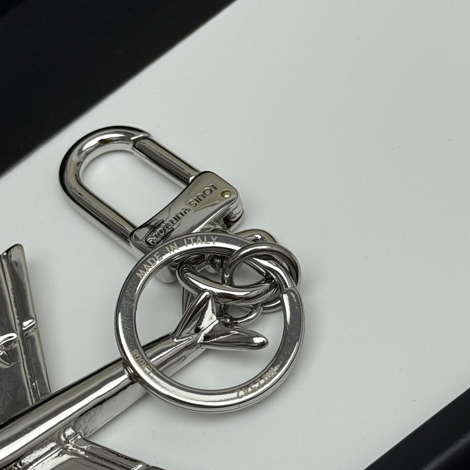 A1Z105E41 Popular bag 's charms accessories