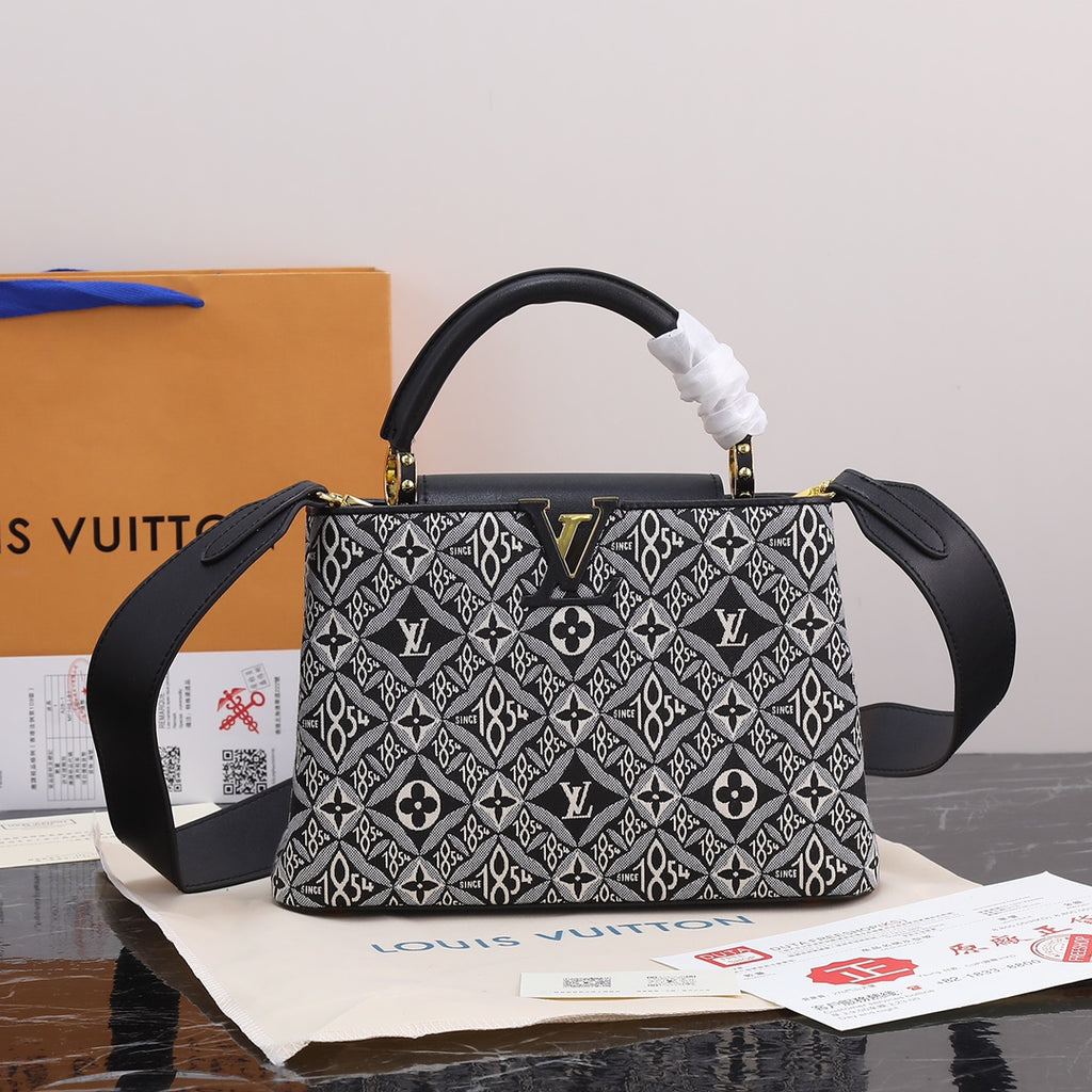 B1X54E441 Popular  leather bag