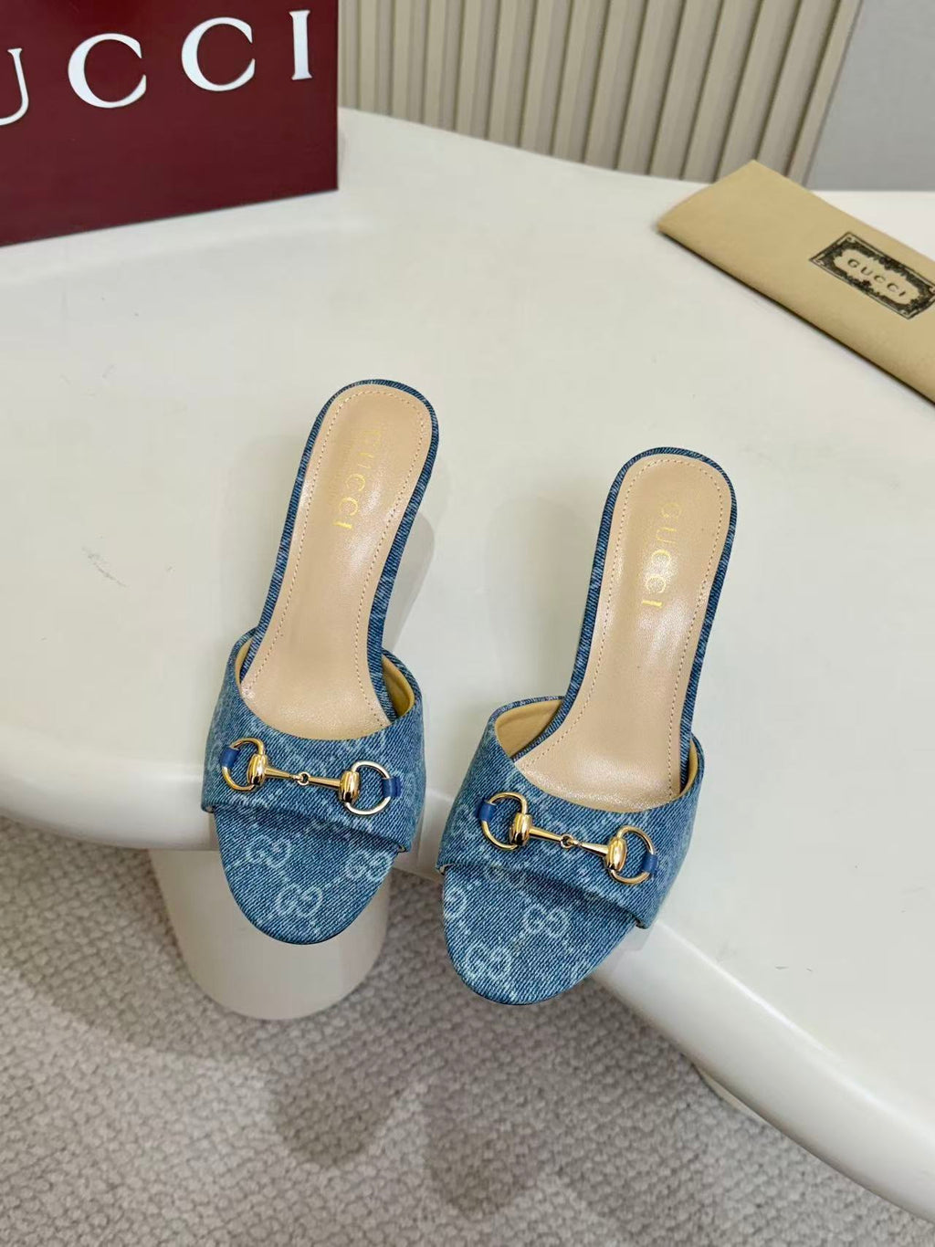 Z2R76B30 Popular high-quality  canvas shoes
