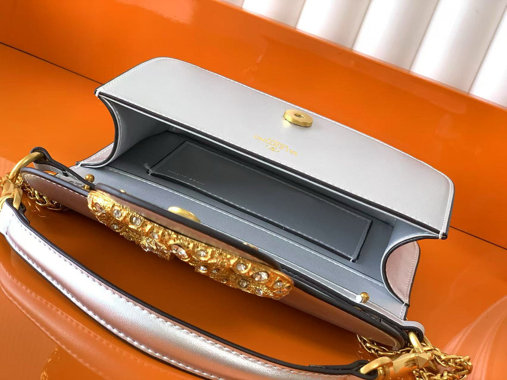 B1P36A30 Popular  leather bag