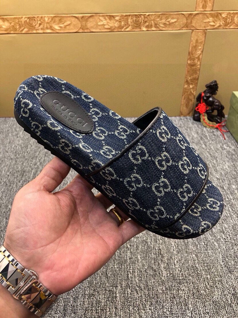 Z5R76B2 Popular Slippers
