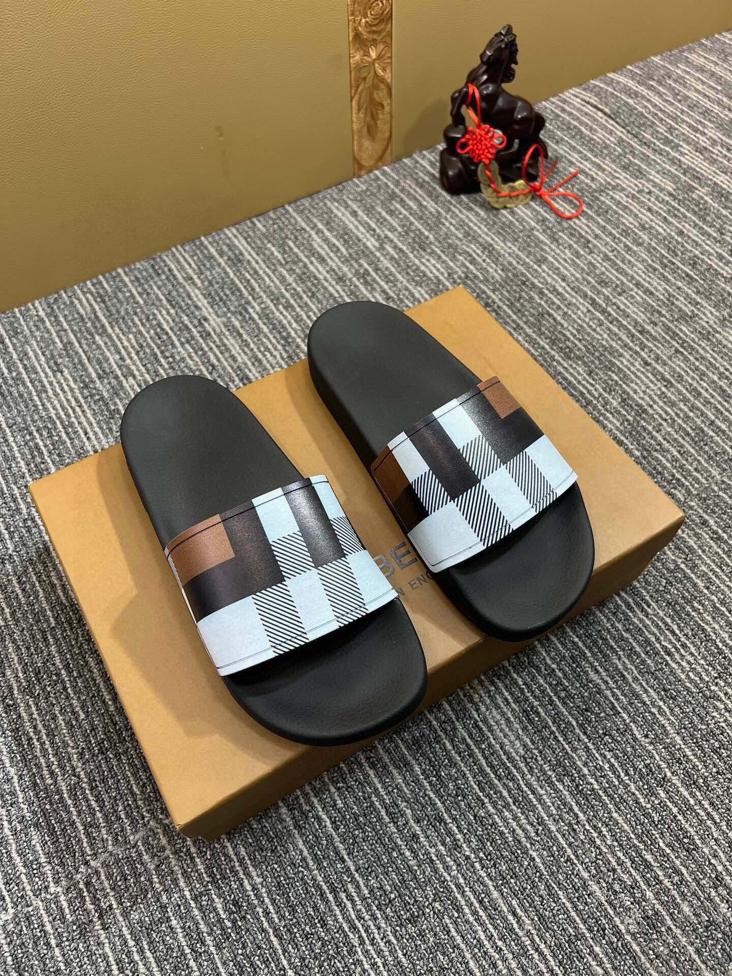Z5Z35R258 Popular Slippers
