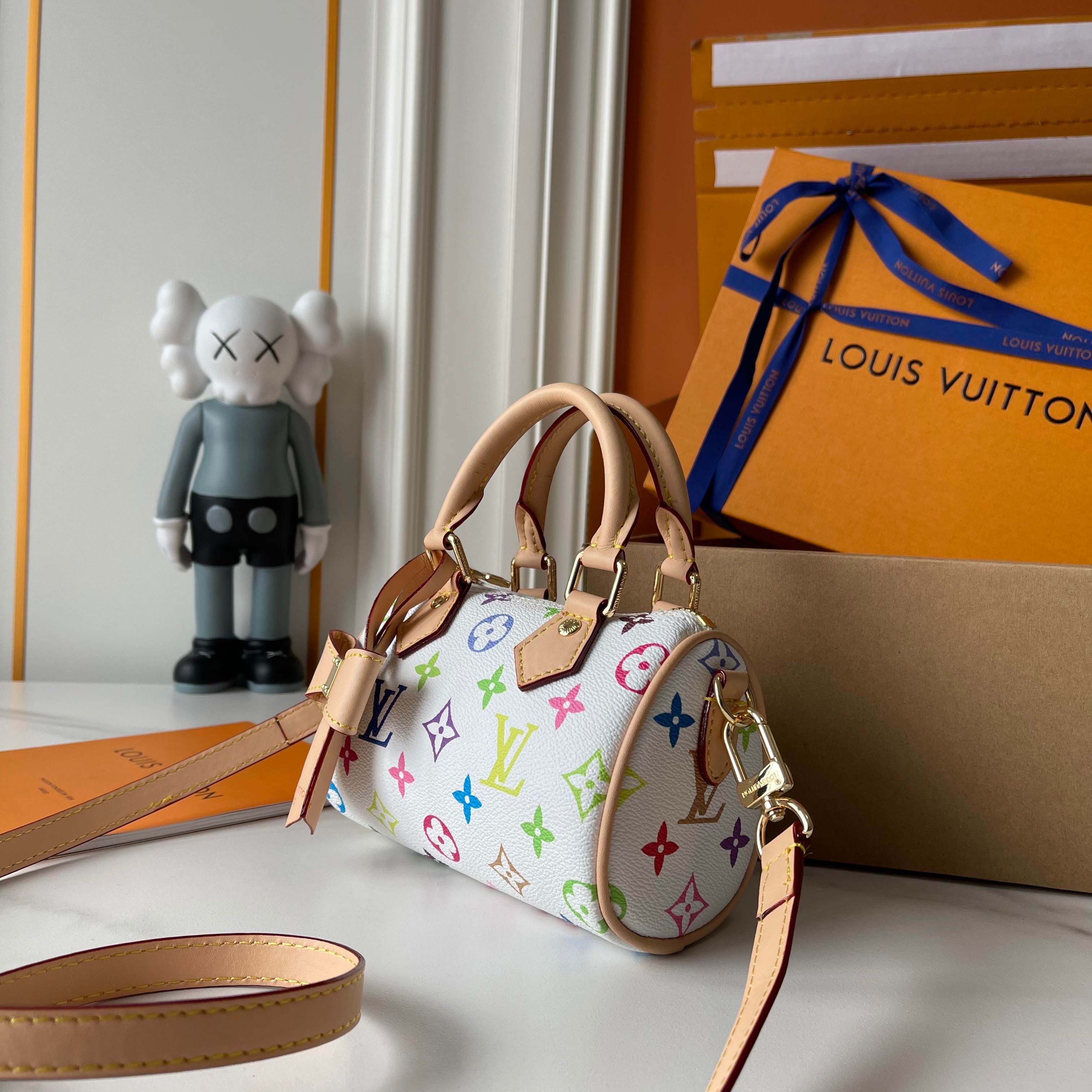 B1W35E98 Popular leather bag