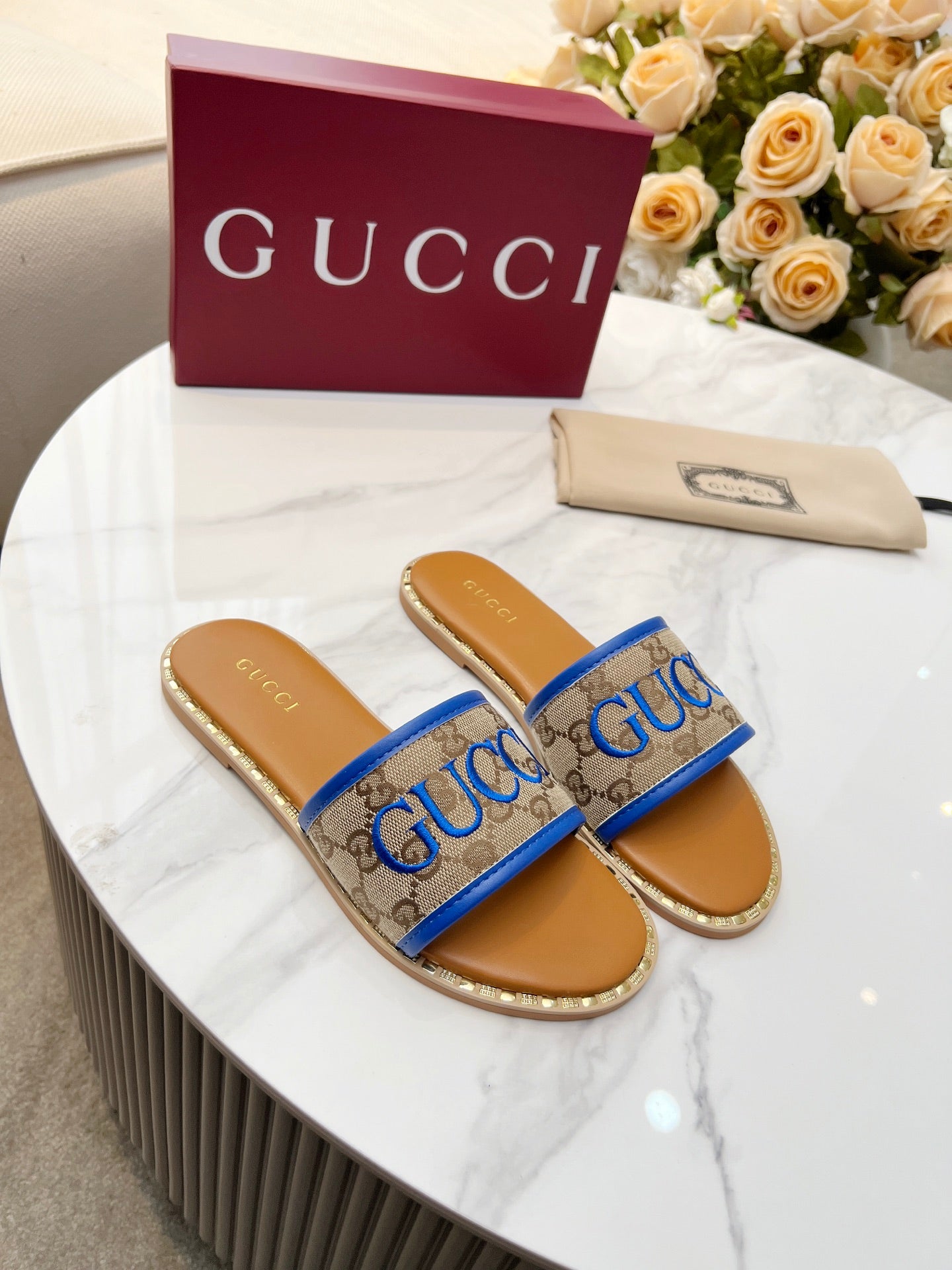 Z2Q55B29 Popular high-quality  Shoes
