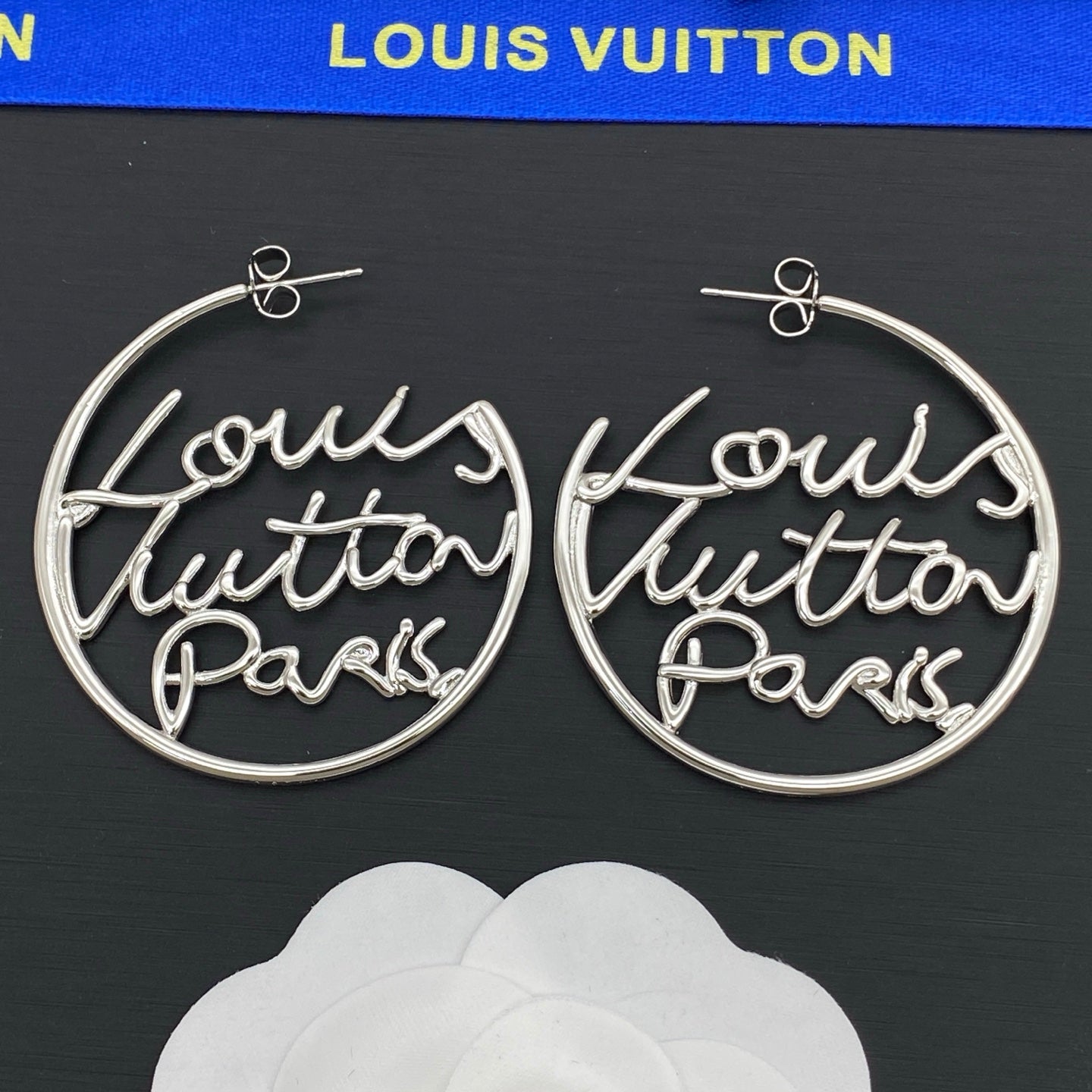X1Z95E36E Popular Earrings