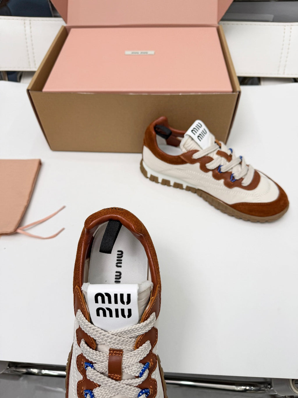 Z2P36A55 Popular high-quality leather Shoes