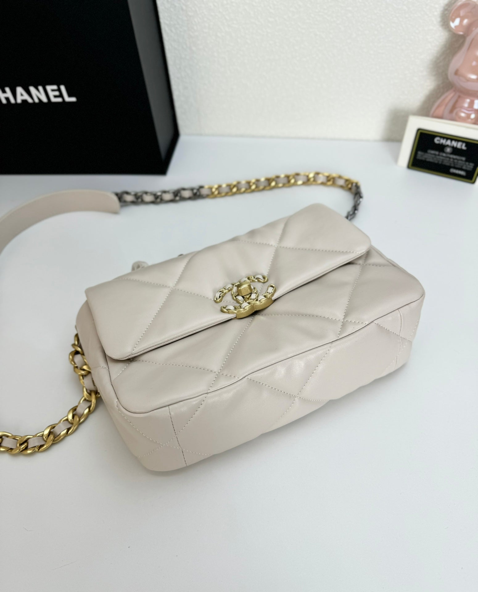 B1R25C85 Popular leather bag