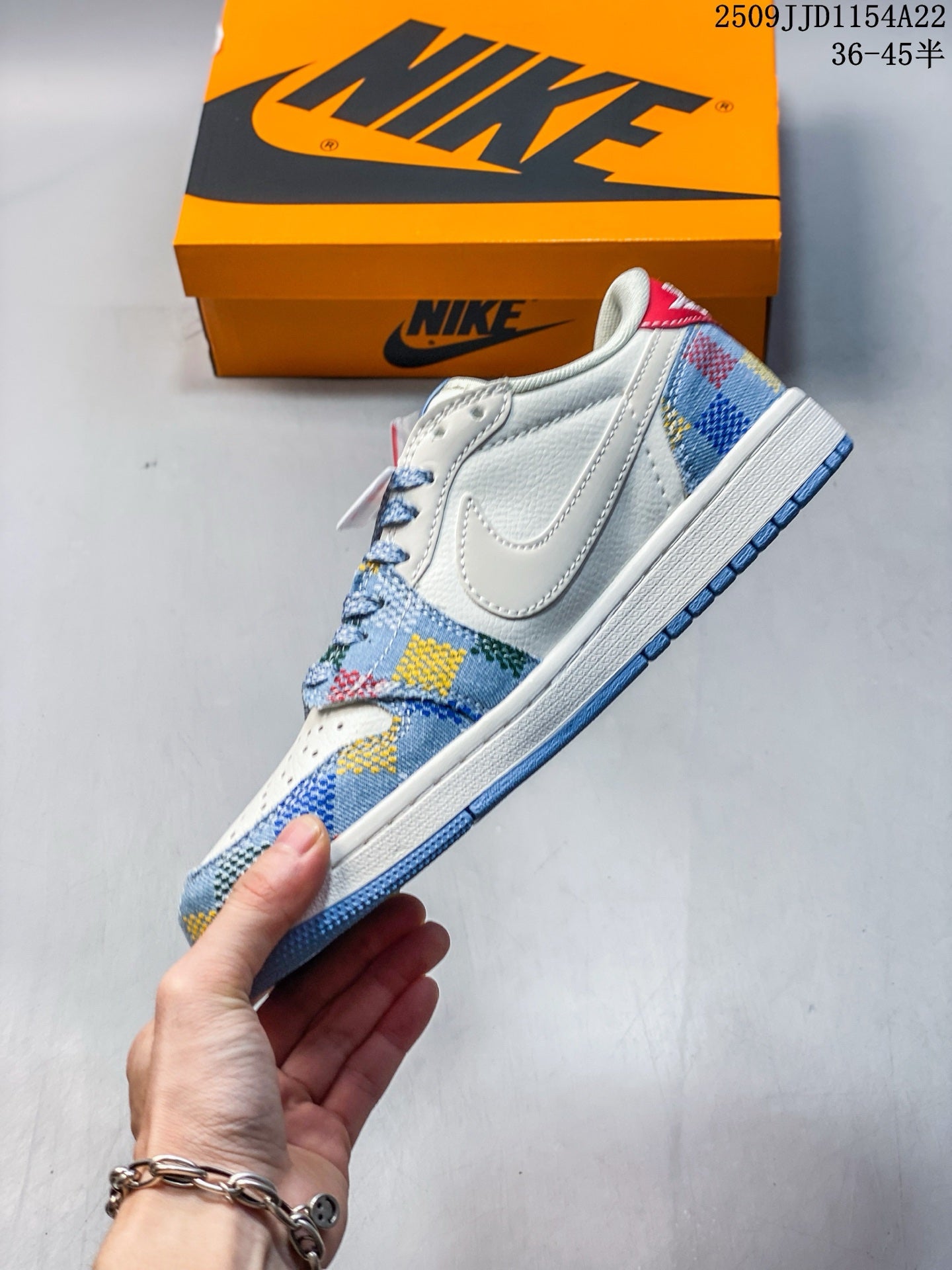 Z4Q95A67 Popular Shoes