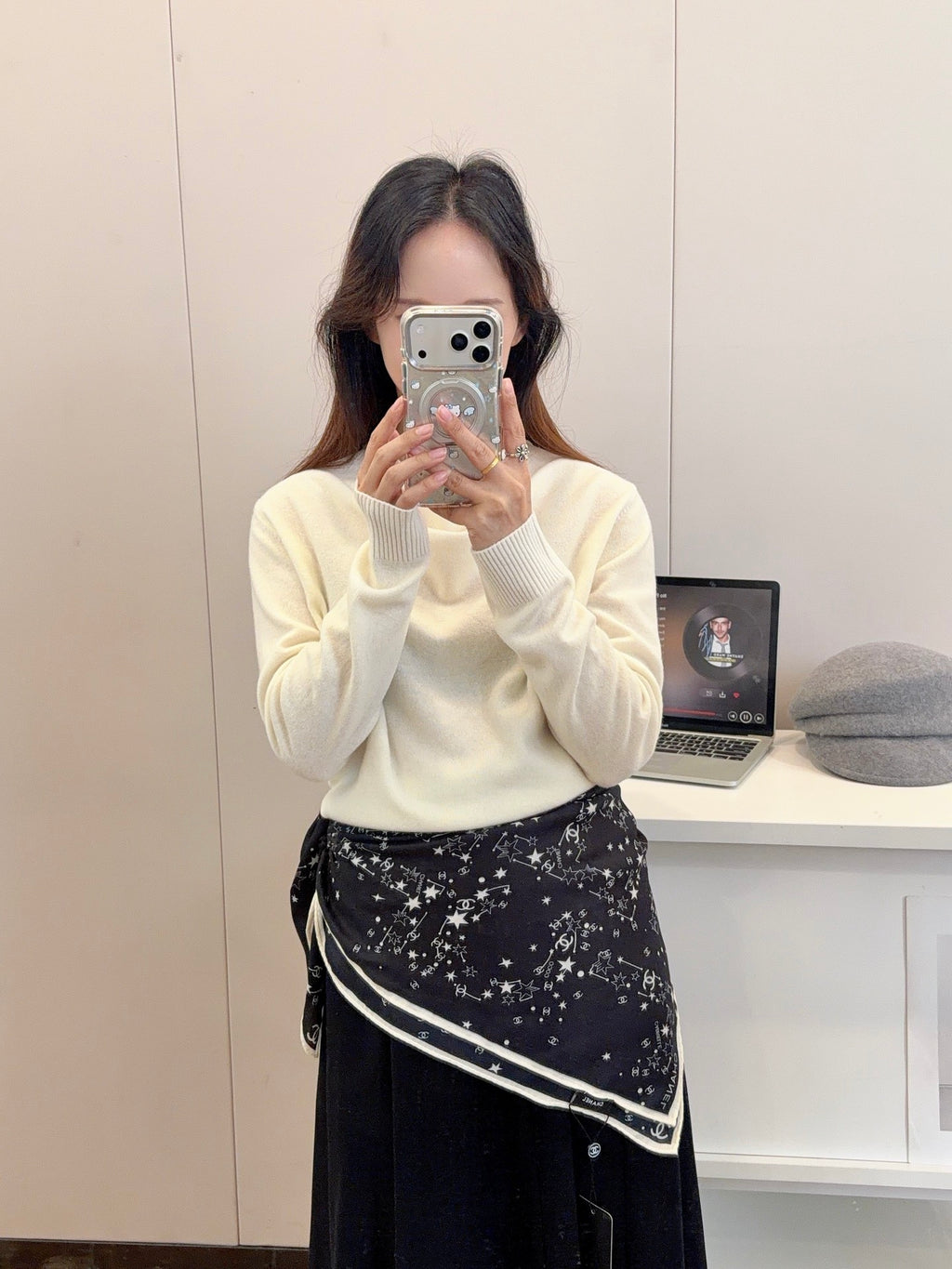 W1N36C33 Popular Silk Scarve