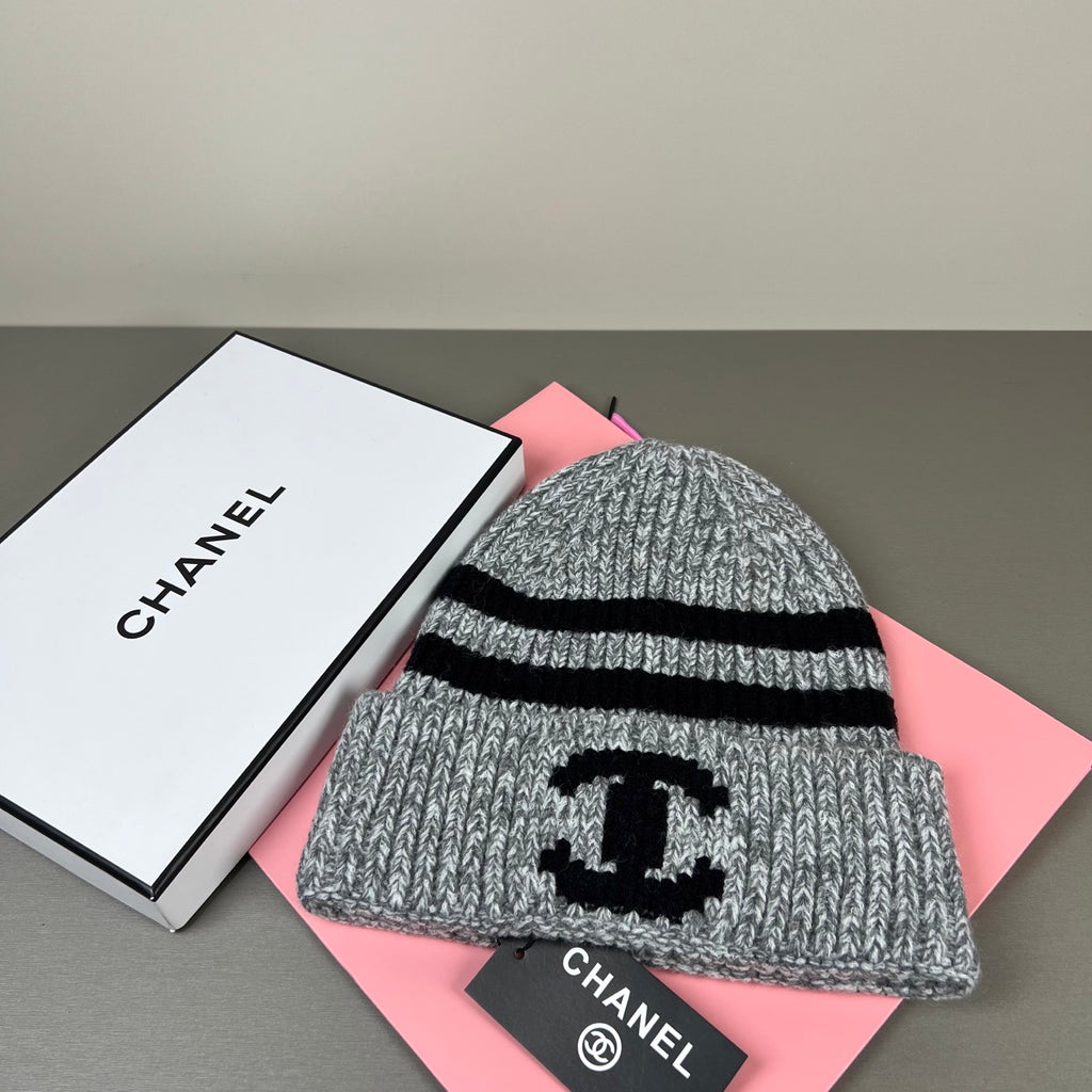 M1R86C4 Popular hats