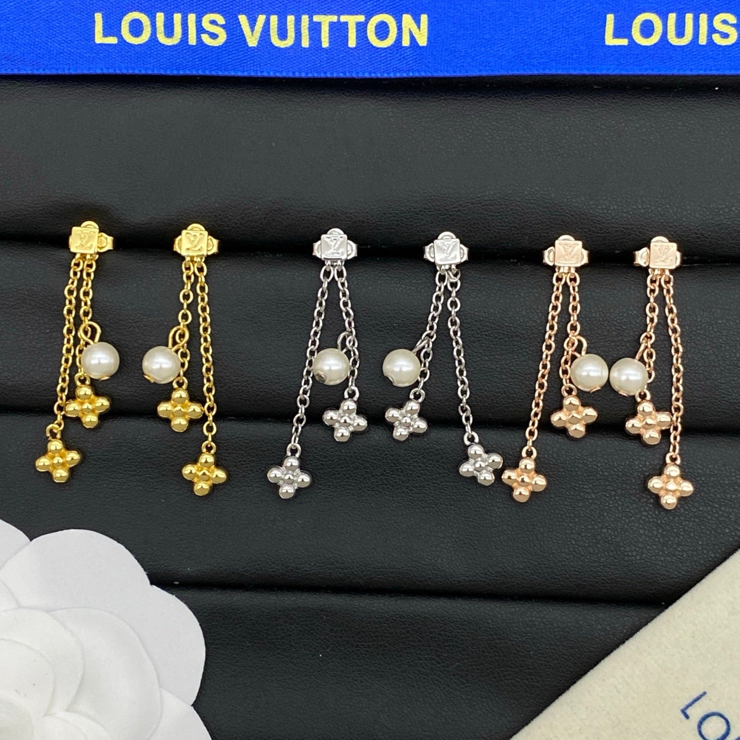 X1Z95E66E Popular Earrings