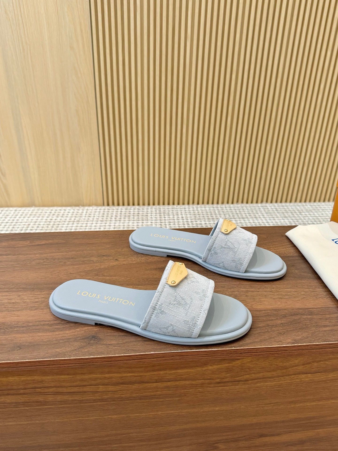 Z2R45E3 Popular high-quality shoes