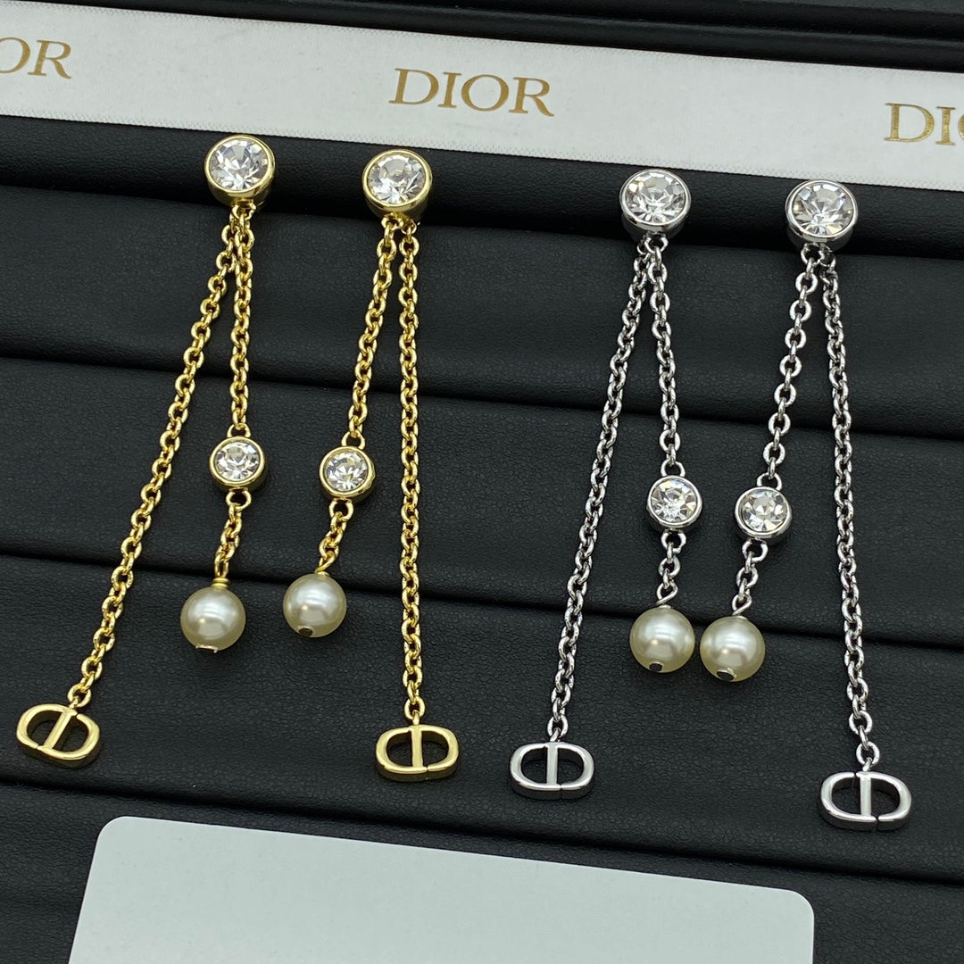 X1Z94D1076E Popular Earrings