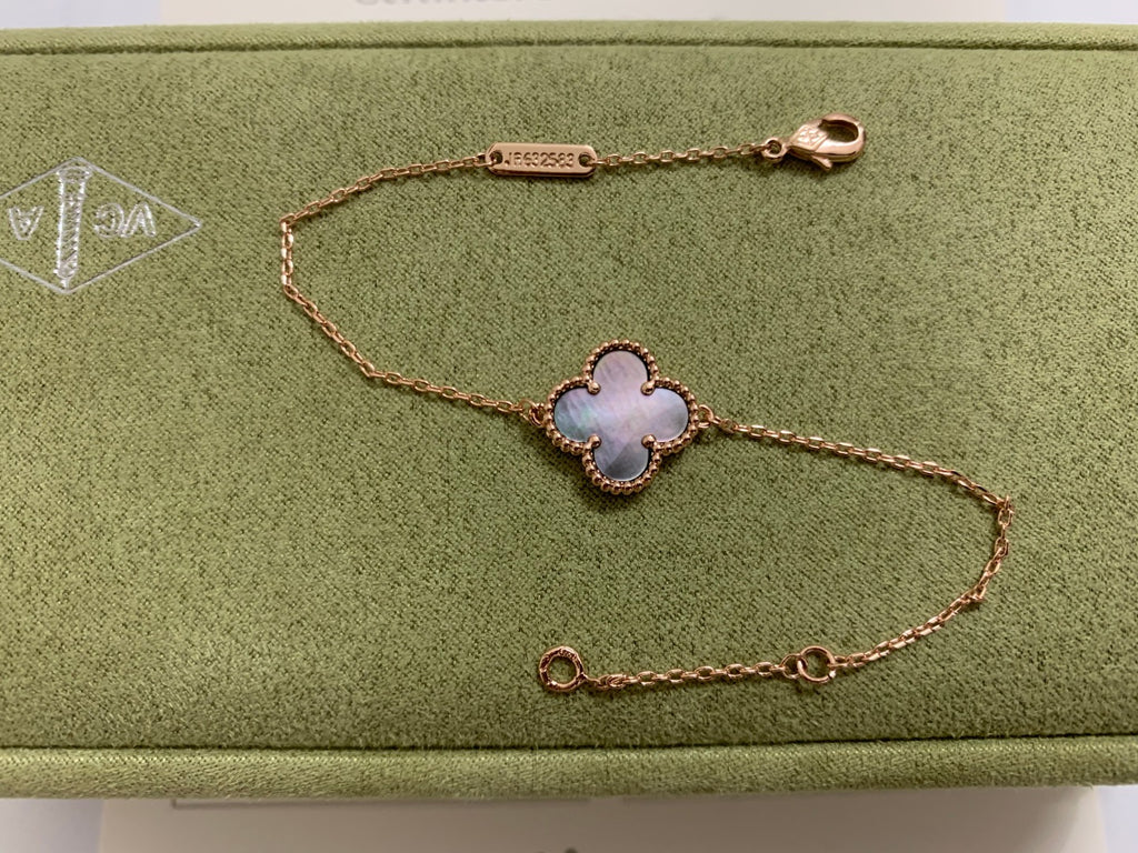 X5X63VA187K  Popular  1 flower bracelet