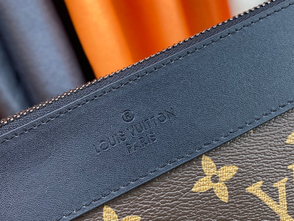 B1X44E400 Popular   leather bag