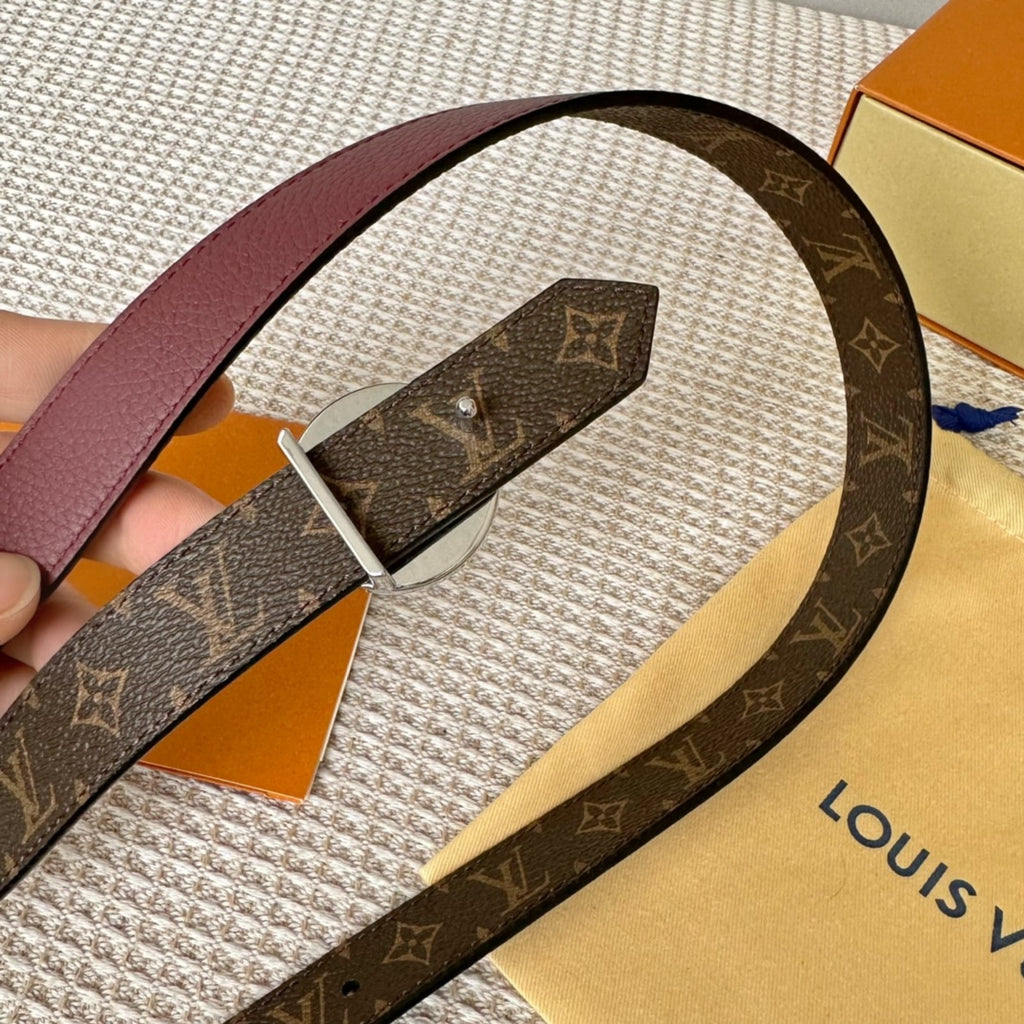 P1Q64E71 Popular  High quality belt With full package