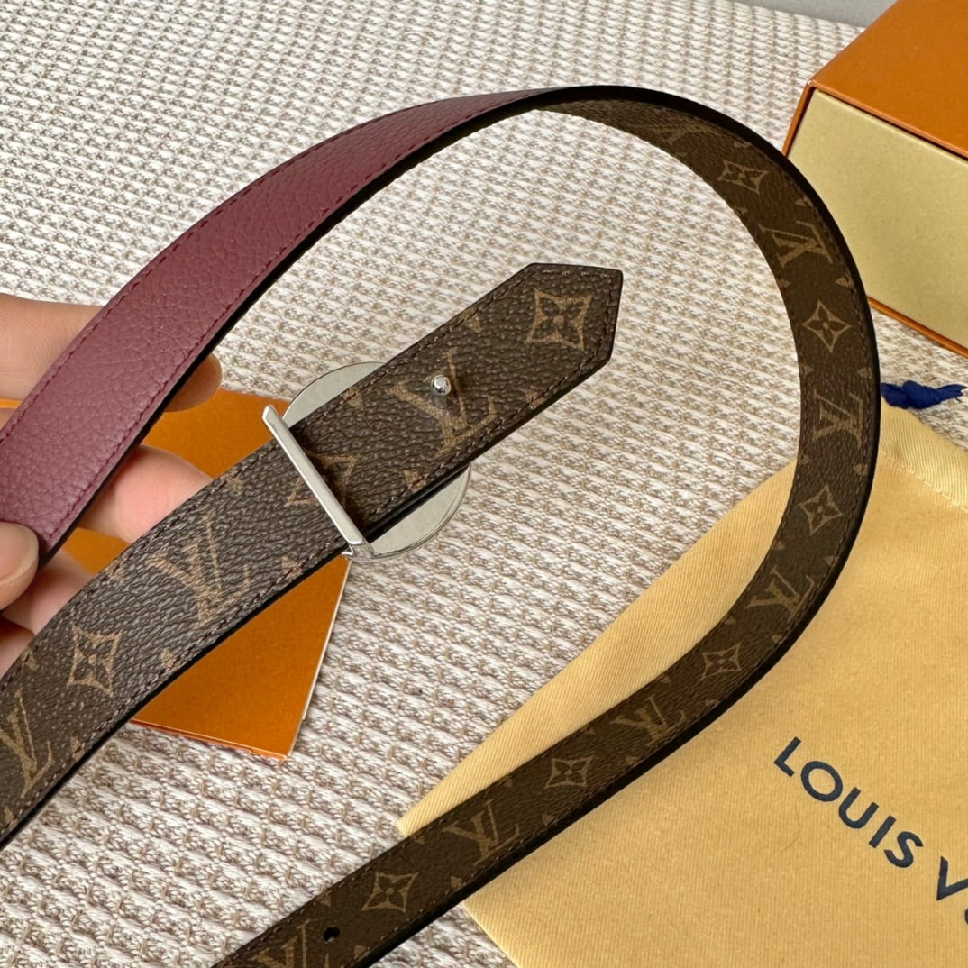 P1Q64E71 Popular  High quality belt With full package