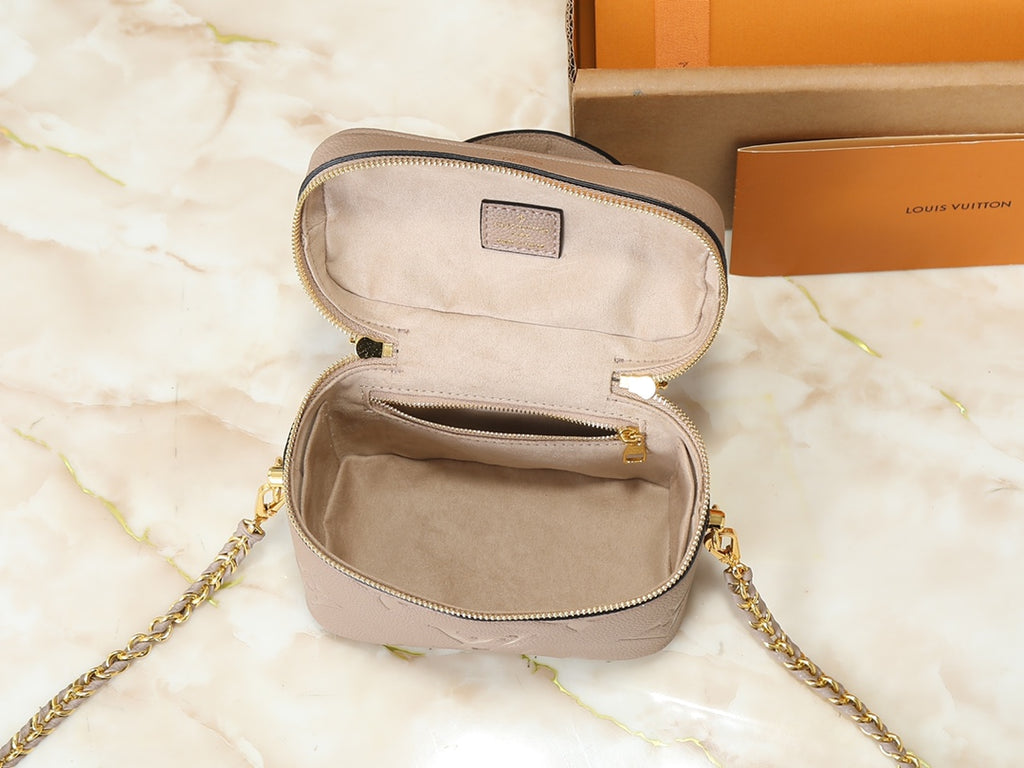 B1P76E2 Popular leather bag