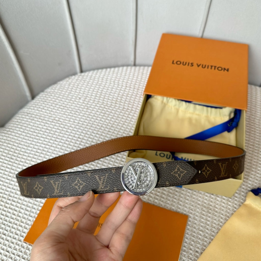 P1Q64E71 Popular  High quality belt With full package